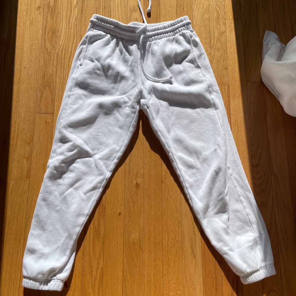 aritzia boyfriend sweat pants